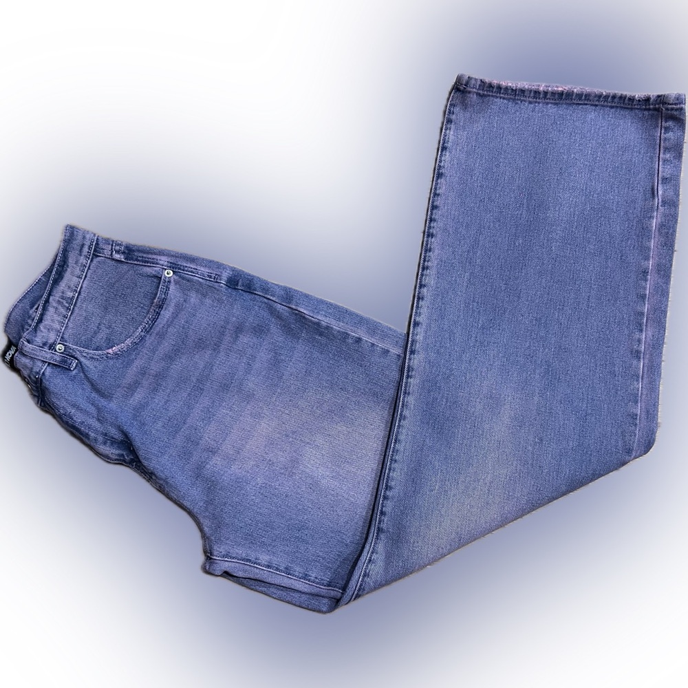 Like new Fashion Nova SZ 11 blue/pink wide leg jean w/belt accent rear/waist 30” - Picture 5 of 6